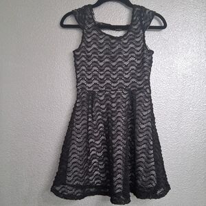 Lilt Girl's Black Lace Overlay Formal Dress Size 8. 13